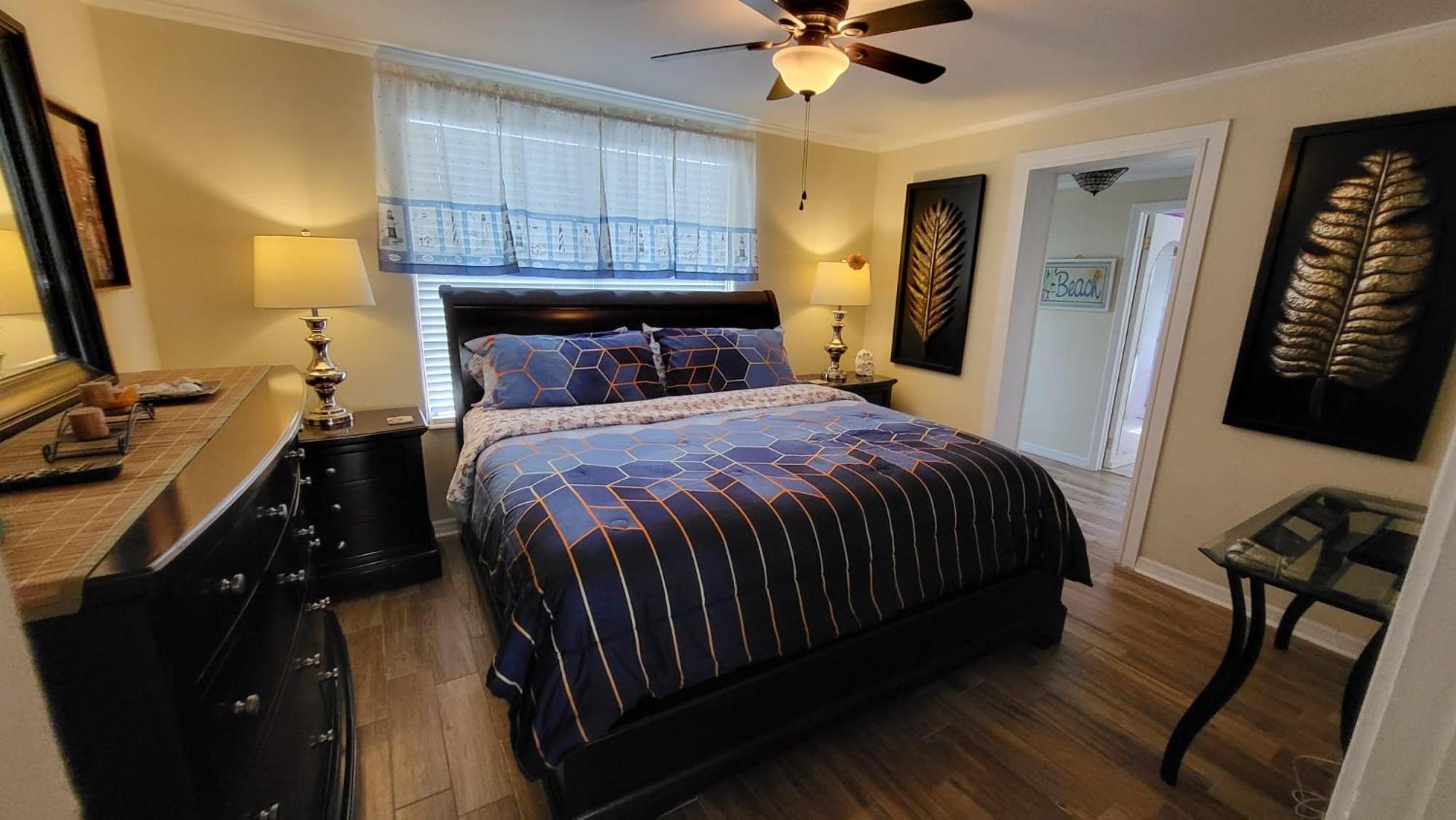 Spacious Beach House Unit,Beautifully Furnished 2 Bed 2Bath./2Min.Walk To Beach Clearwater Beach Exterior photo